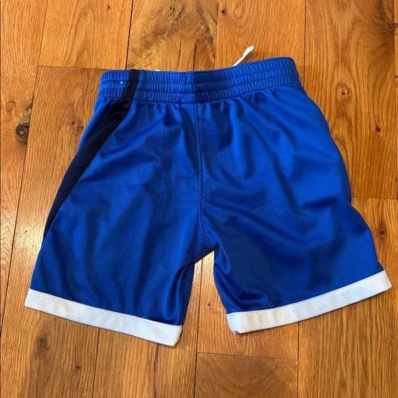 Nike dri fit shorts 2 pair - Picture 3 of 8